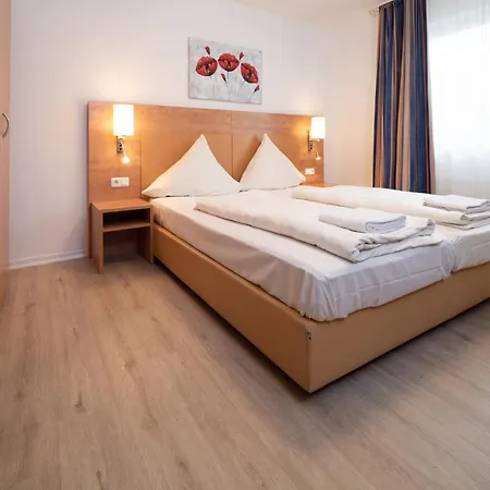 G&L Hotel Dortmund-3