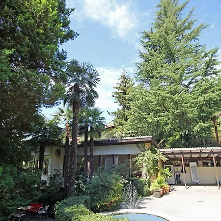 Lugano Savosa Youth Hostel-3