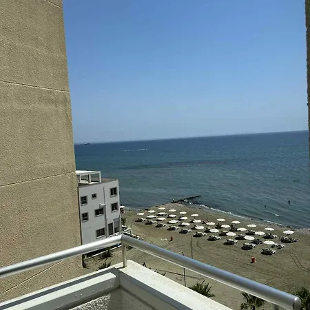 Flamingo Beach Hotel-2