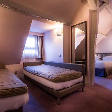 Hotel Massena-3