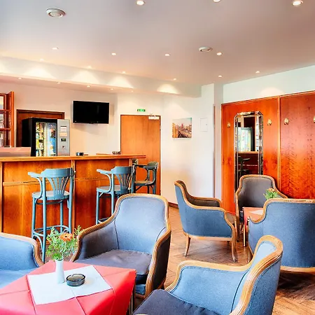 Hotel B1-3