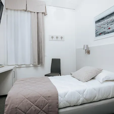 Hotel Luna-3