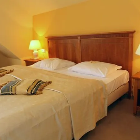 Strandhotel Deichgraf Graal-Müritz-2