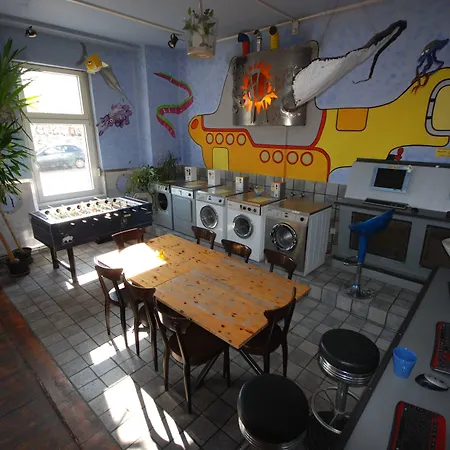 Sunflower Hostel Berlin-2