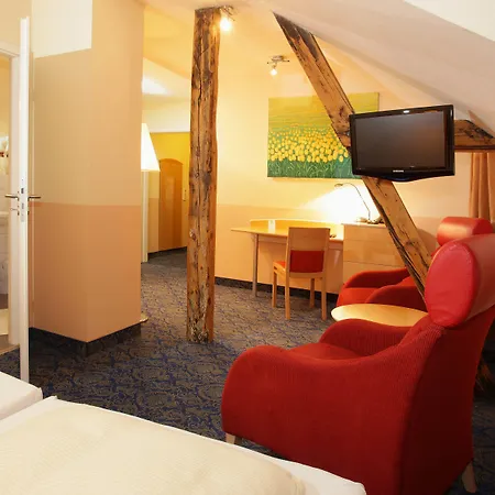 Hotel und Gästehaus Will-3