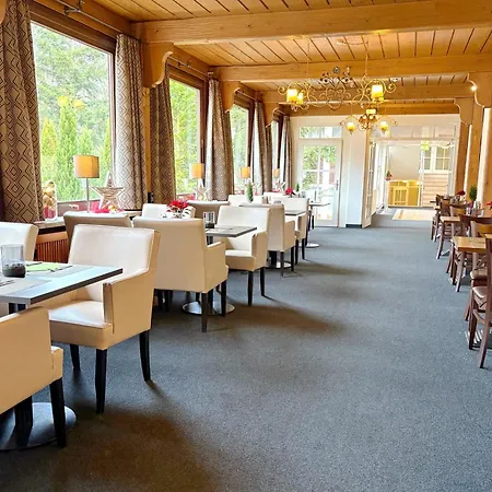 relexa Waldhotel Schatten Stuttgart-2