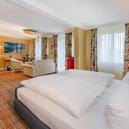 Strandhotel Heringsdorf-3