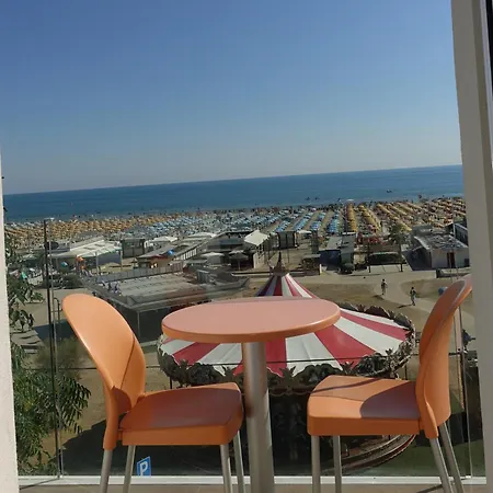 Hotel Mondial-2