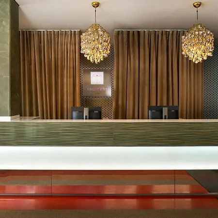 Leonardo Hotel Berlin Mitte-3