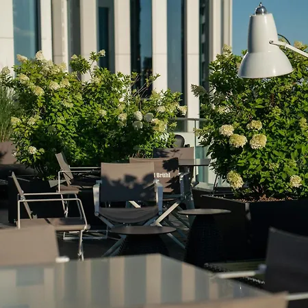 Motel One Berlin-Upper West-3