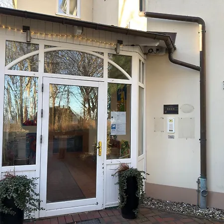 Strandhotel Sonnenburg-2