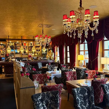 Riverdam Boutique Hotel-2