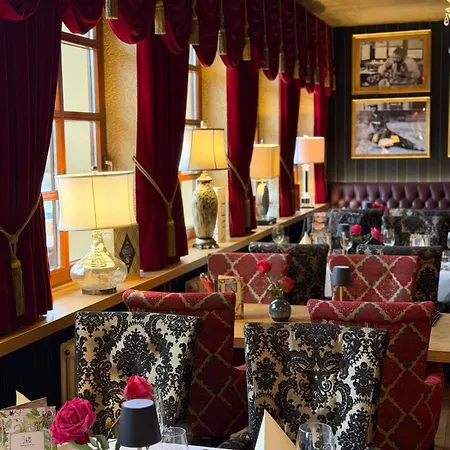 Riverdam Boutique Hotel-3