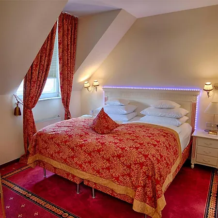 Hotel Augusta Am Kurfürstendamm-3