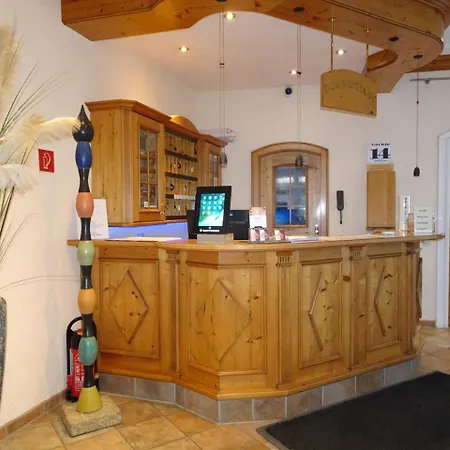 Hotel&Weinstube Restaurant Filling-3