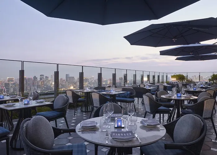 Hotel: Four Seasons Hotel Tokyo At Otemachi