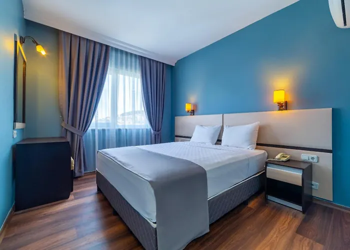 Royalisa City Apart Hotel