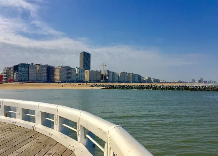 Rustig Appartement Met Zeezicht Dicht Bij Het Centrum