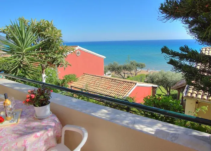 Sea View Maisonette Glyfada Beach