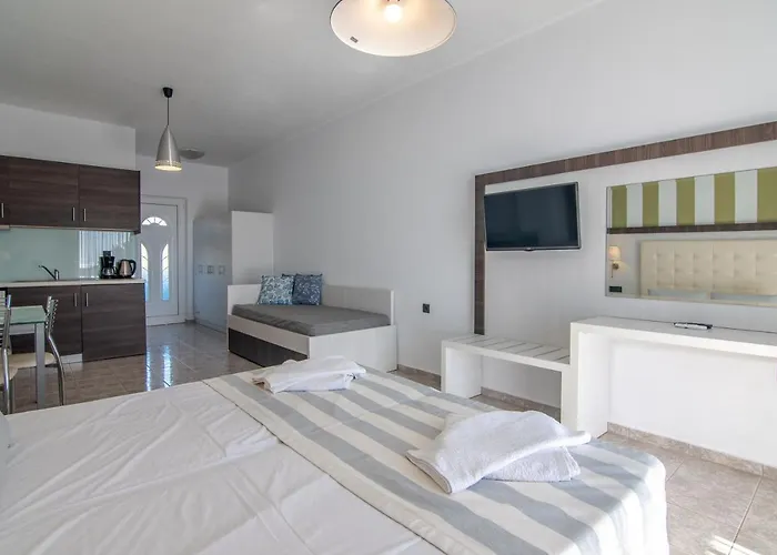 Mythos Apartments