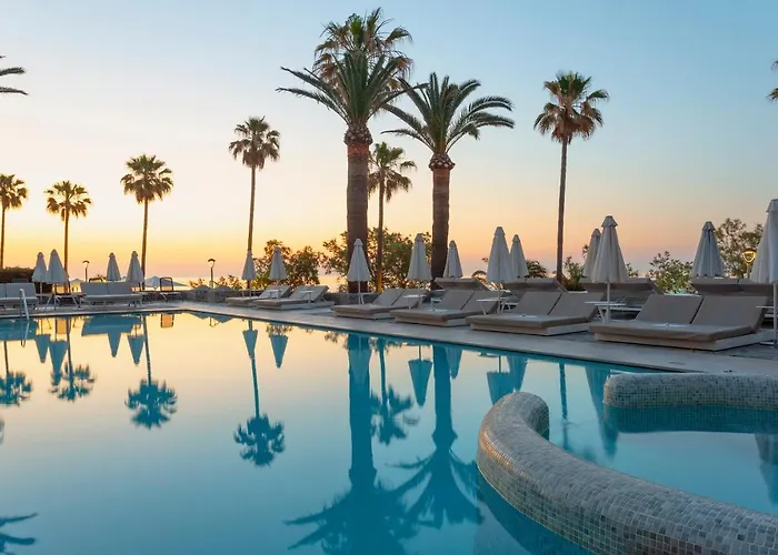 Hotel mit Pool: Marins Suites - Adults Only Hotel