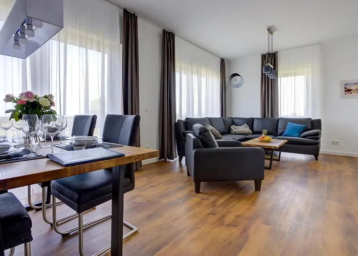 Ferienvermietung: Villa Zeitlos