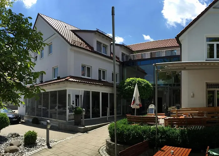 Gruener Baum Garni