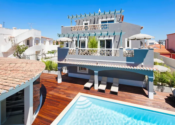 Costa D'Oiro Ambiance Village