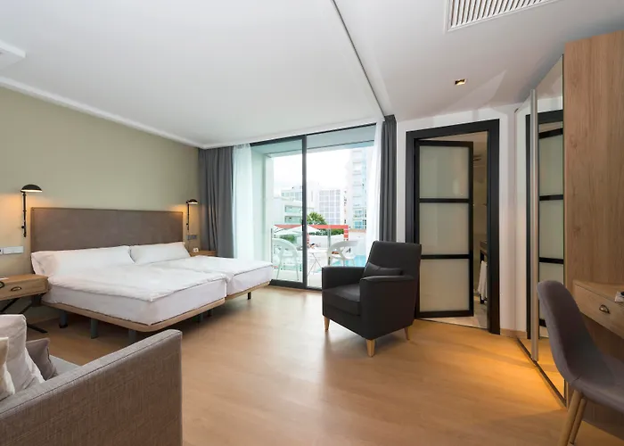 Resort: Kyrat Amarac Suites