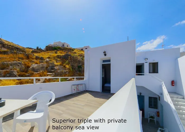 St. Paul'S Bay View Suites