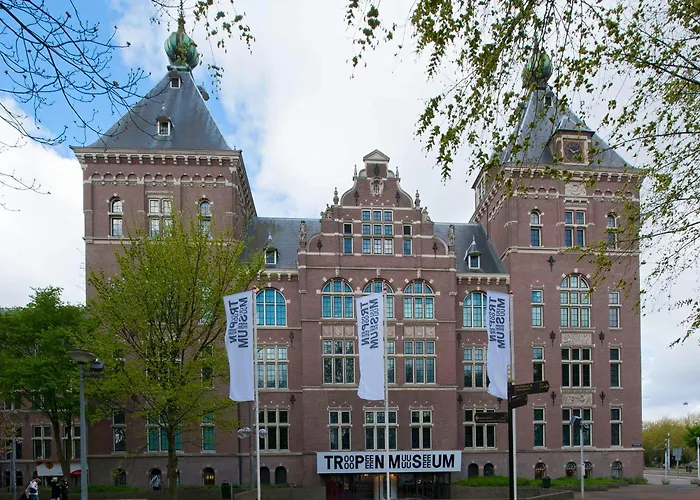 3-Sterne-Hotel: Amsterdam Tropen Hotel