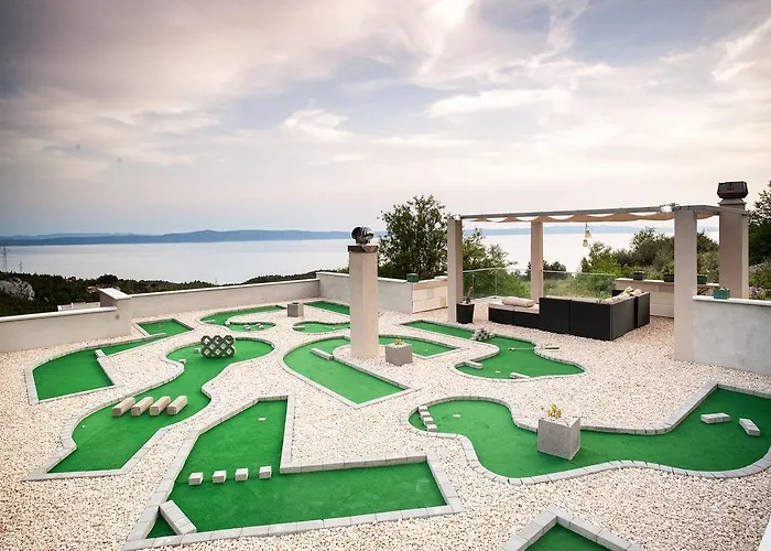 Villa mit Pool: Villa Rita