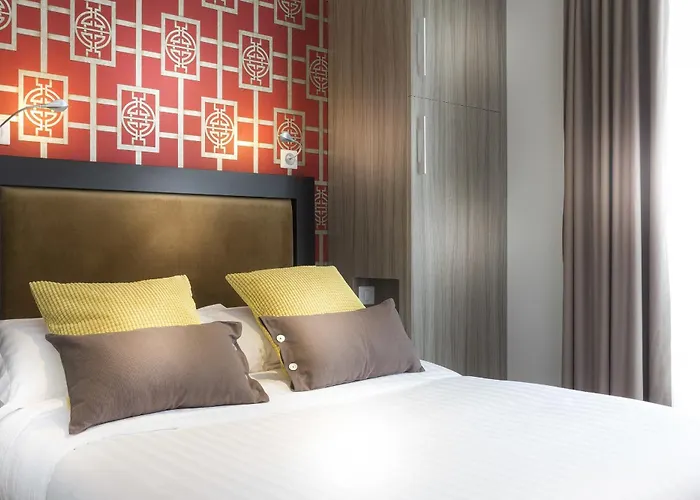 Hotel mit Pool: Hotel International Paris