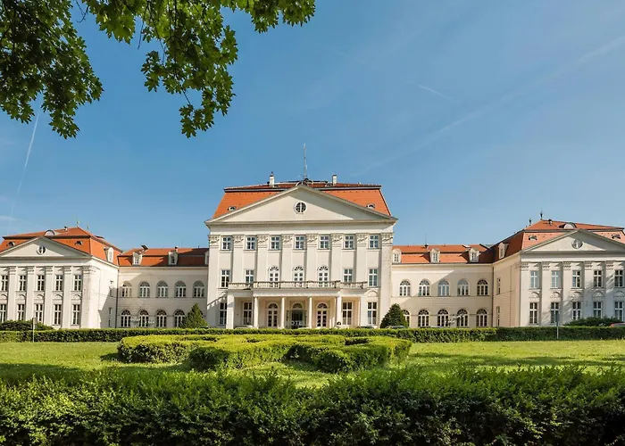  Austria Trend Schloss Wilhelminenberg
