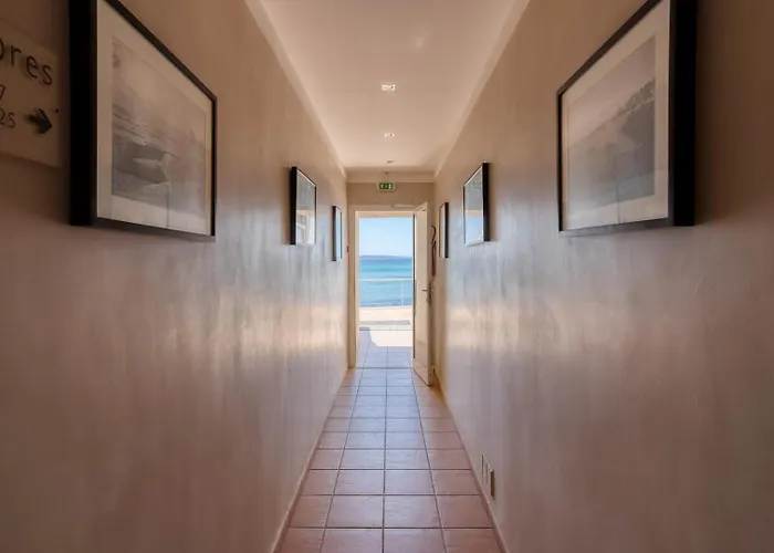 Roc Hotel - Hotel 4 Etoiles Les Pieds Dans L'Eau
