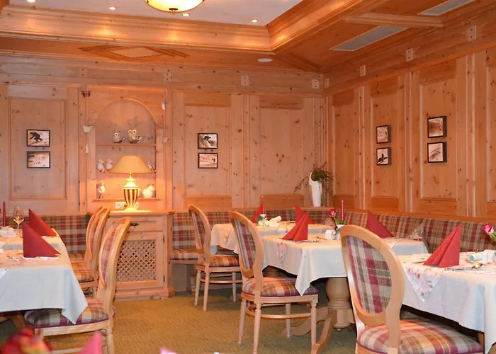 Skihotel: Almhotel Told