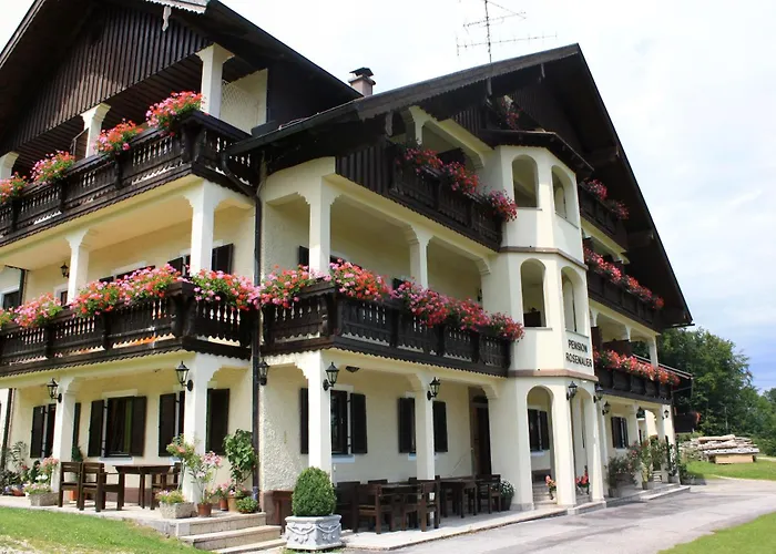 Haus Rosenauer Zimmer & Ferienwohnungen