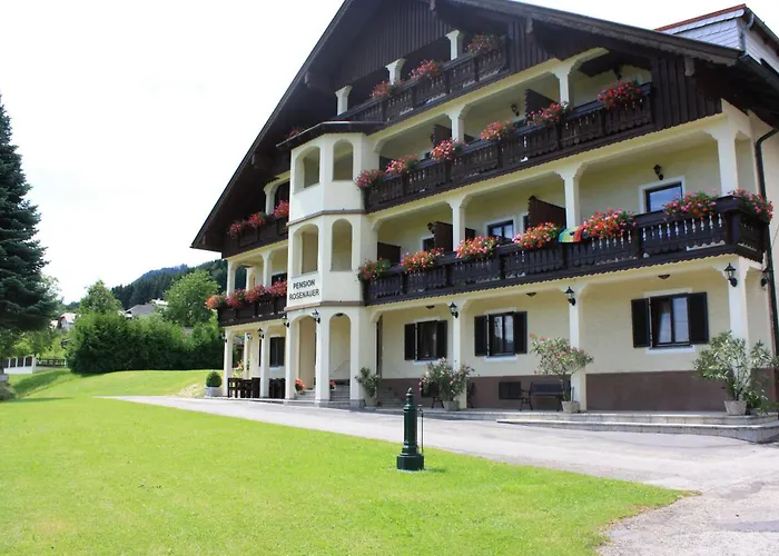 Haus Rosenauer Zimmer & Ferienwohnungen