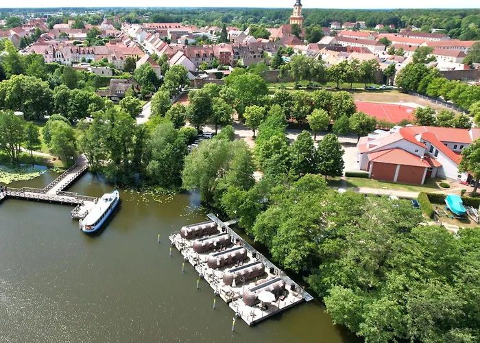 Hotel nahe College: Iglu Camp Templin