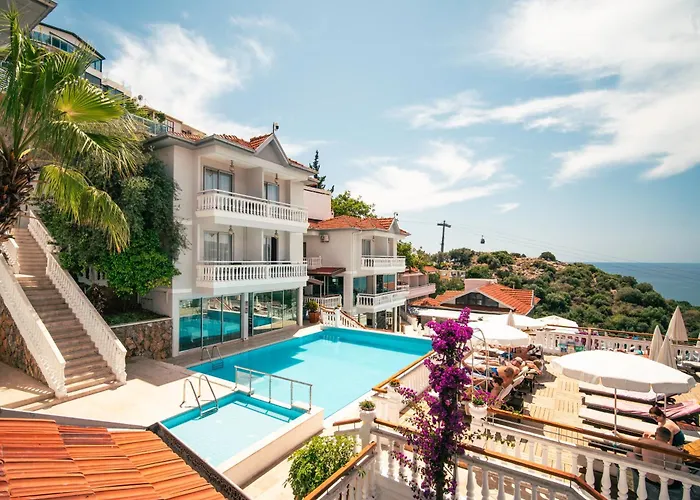 Sunny Hill Alya Hotel