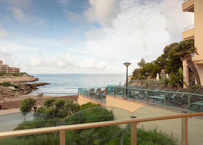 Hotel nahe College: Hotel Cala Font