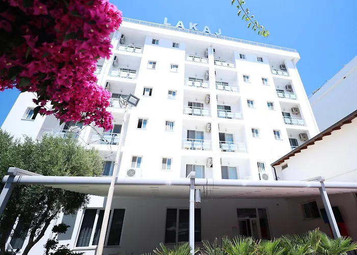 Hotel Lakaj