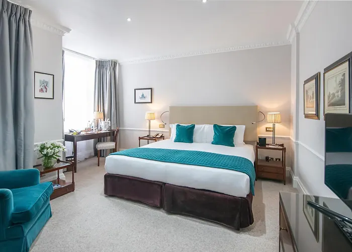 Resort: Dukes London