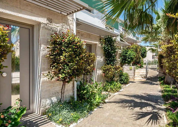 Aloe Boutique Hotel & Suites - Adults Only