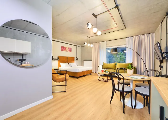 Arche Dwor Uphagena Gdansk