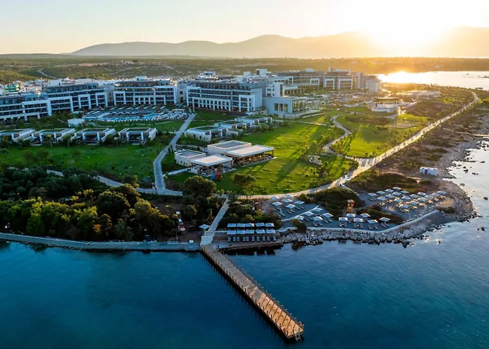 Hotel mit Aussicht: Anda Barut Collection