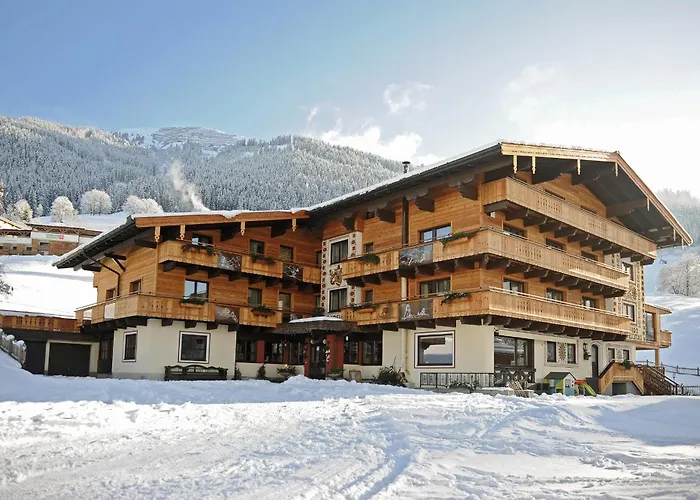 Familienhotel: Ski In Ski Out Hotel Unterellmau
