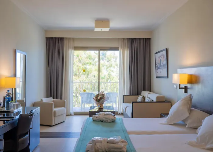 Concorde Green Park Palace