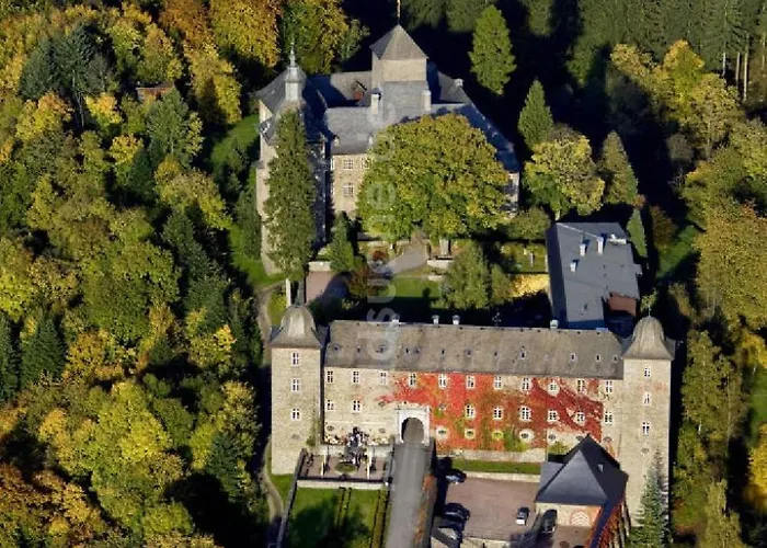 Resort: Hotel und Restaurant Burg Schnellenberg