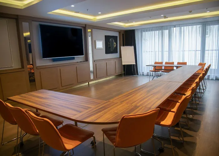 Courtyard By Marriott Belgrade City Center